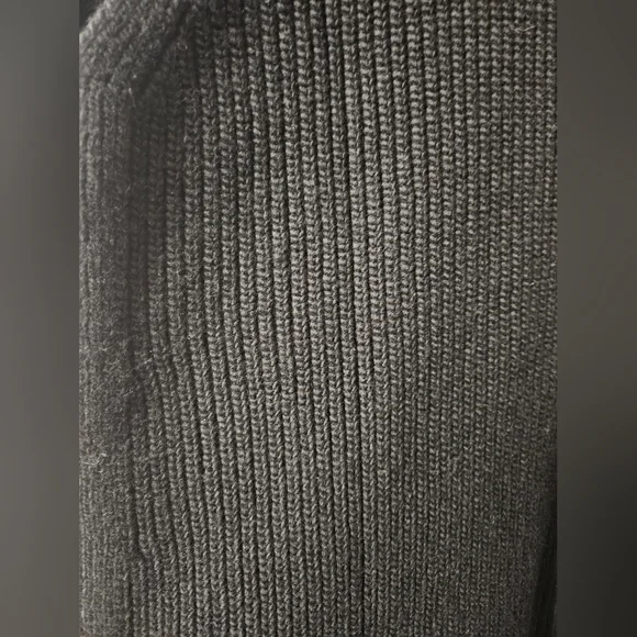 H&M Black Ribbed Knit Vest - Picture 5 of 6